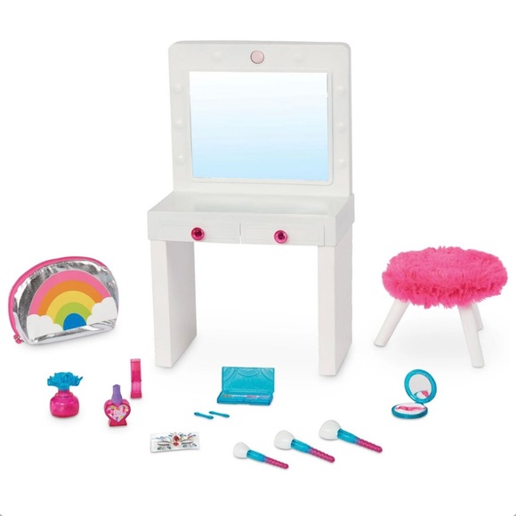 My Life as Vanity Playset - Picture 2 of 7